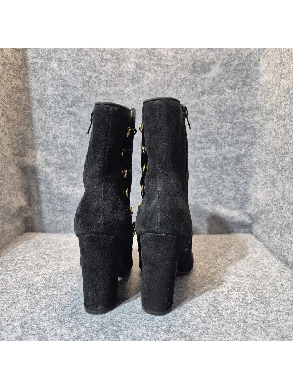 Guess Shoes Suede Block Heel Button Booties Size 6.5 M